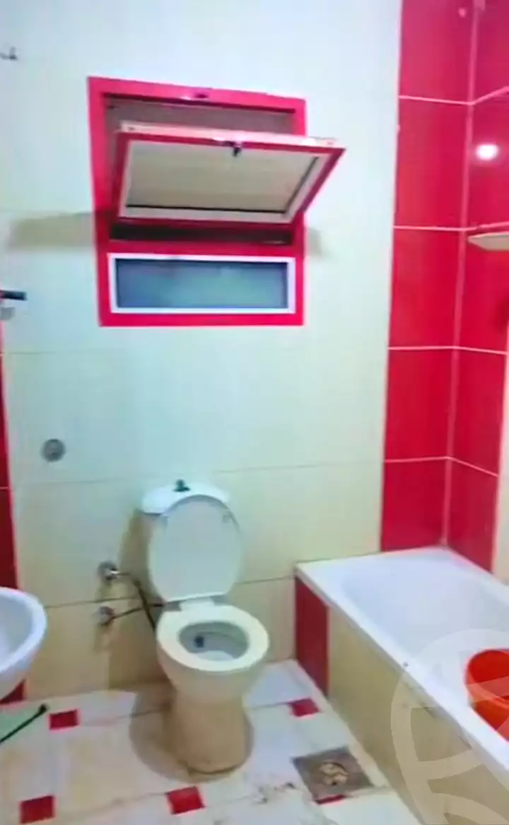 https://aqarmap.com.eg/en/listing/7010983-for-sale-alexandria-al-agamy-el-hanouvel-kasr-al-quiri-st-1