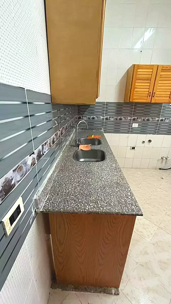 https://aqarmap.com.eg/en/listing/7011353-for-rent-cairo-6th-of-october-compounds-mena-garden-city
