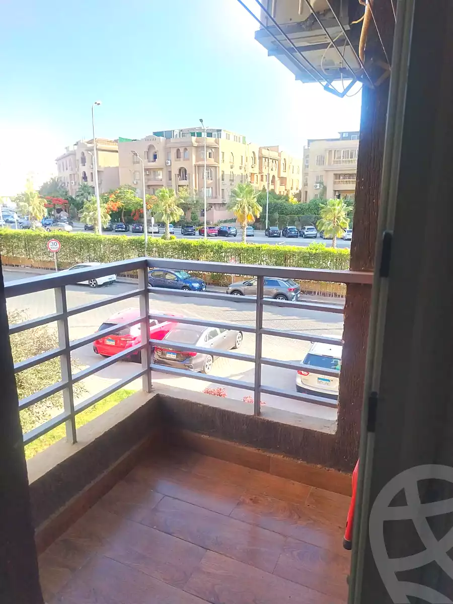 https://aqarmap.com.eg/ar/listing/7011358-for-rent-cairo-el-sheikh-zayed-city-compounds-greens