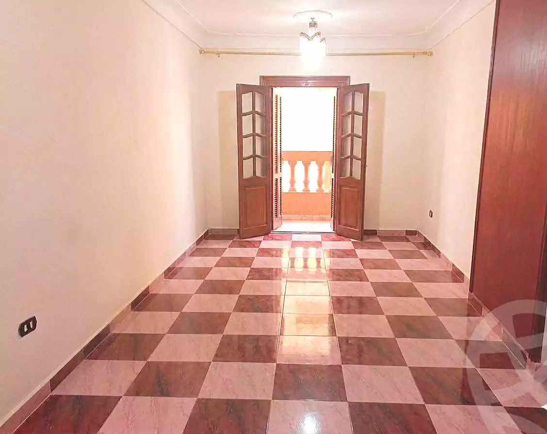 https://aqarmap.com.eg/ar/listing/7011379-for-sale-alexandria-al-agamy-lbytsh-shahr-al-assal-st