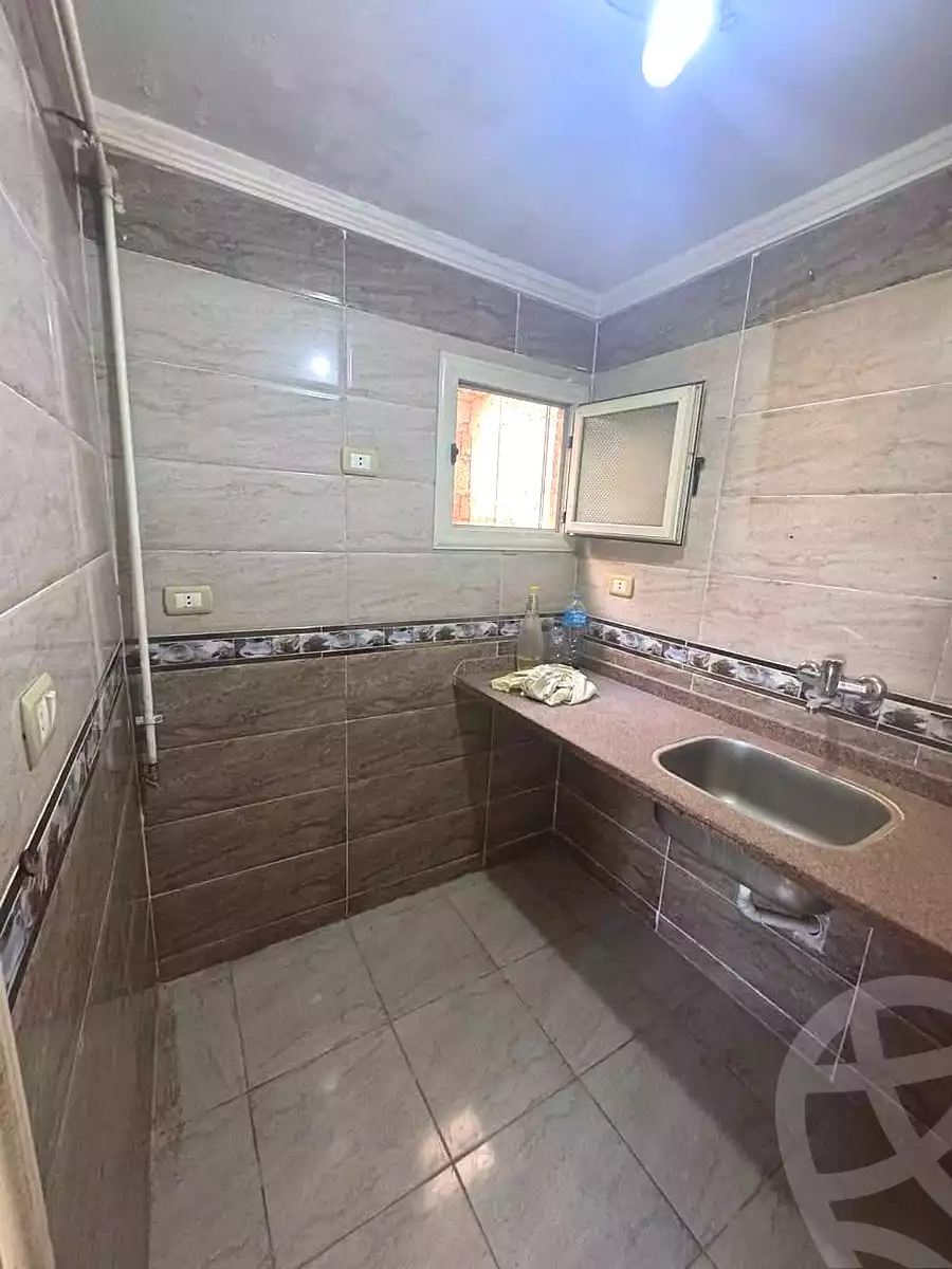 https://aqarmap.com.eg/en/listing/7011725-for-sale-alexandria-lsywf-el-falki