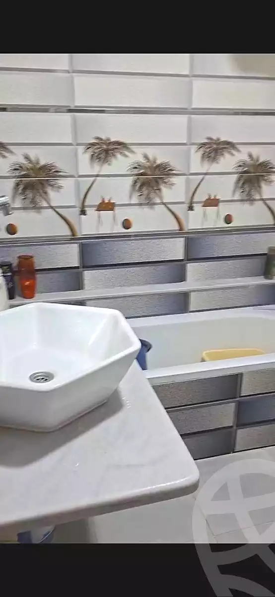 https://aqarmap.com.eg/ar/listing/7011821-for-sale-alexandria-al-agamy-el-hanouvel-kasr-al-quiri-st-1