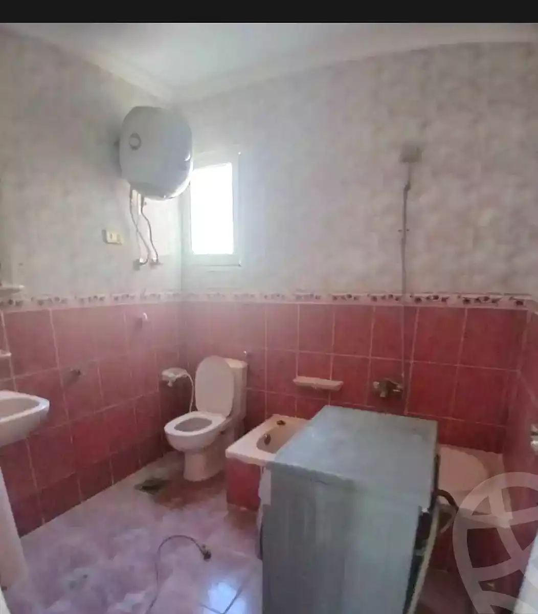 https://aqarmap.com.eg/en/listing/7012224-for-sale-alexandria-el-asafra-salman-el-farsi-st