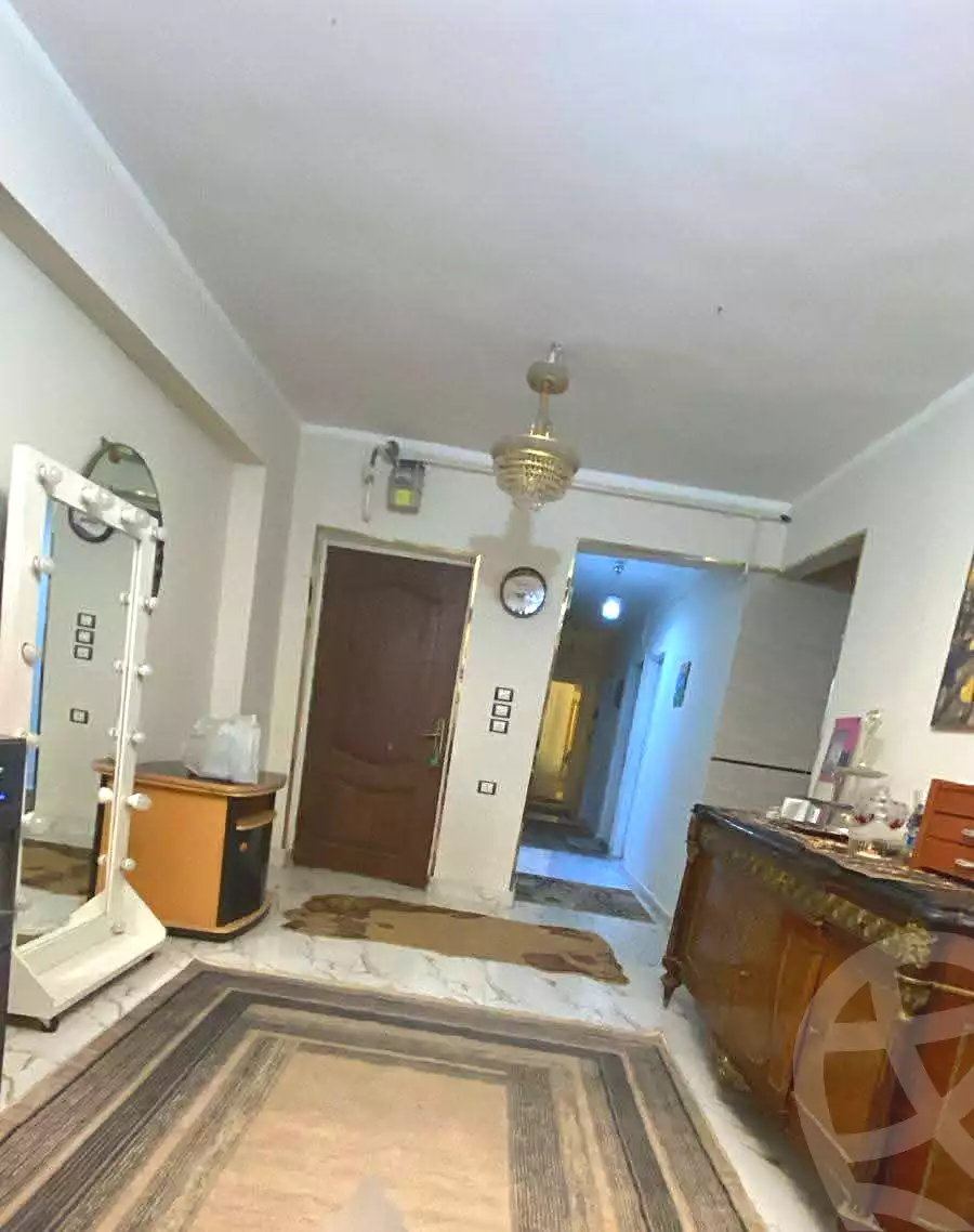 https://aqarmap.com.eg/ar/listing/7012971-for-sale-cairo-nozha-2-el-khamseen-st