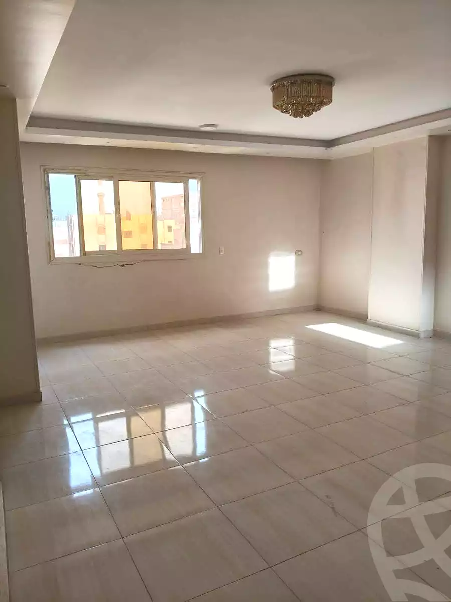https://aqarmap.com.eg/ar/listing/7013158-for-sale-cairo-helwan-el-shareaa-el-sharby-st