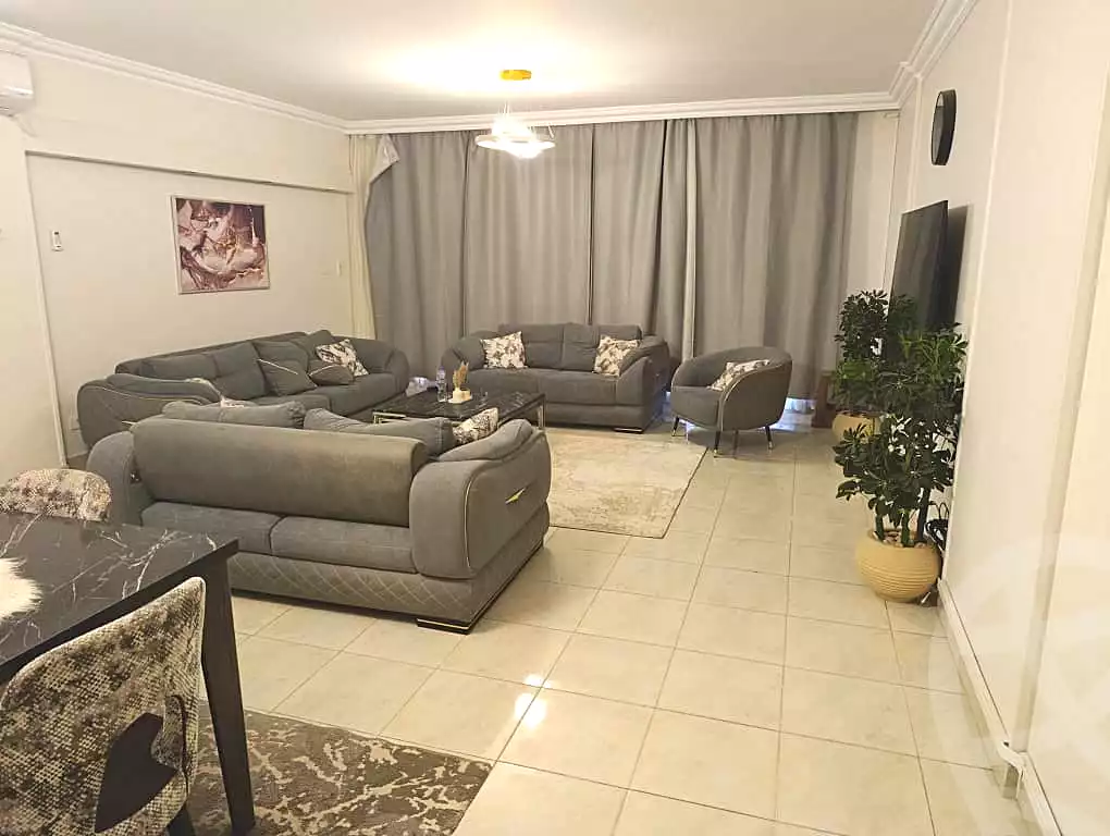 https://aqarmap.com.eg/en/listing/7013379-for-rent-cairo-new-cairo-lrhb-city-mtdd-lrhb-phase-7