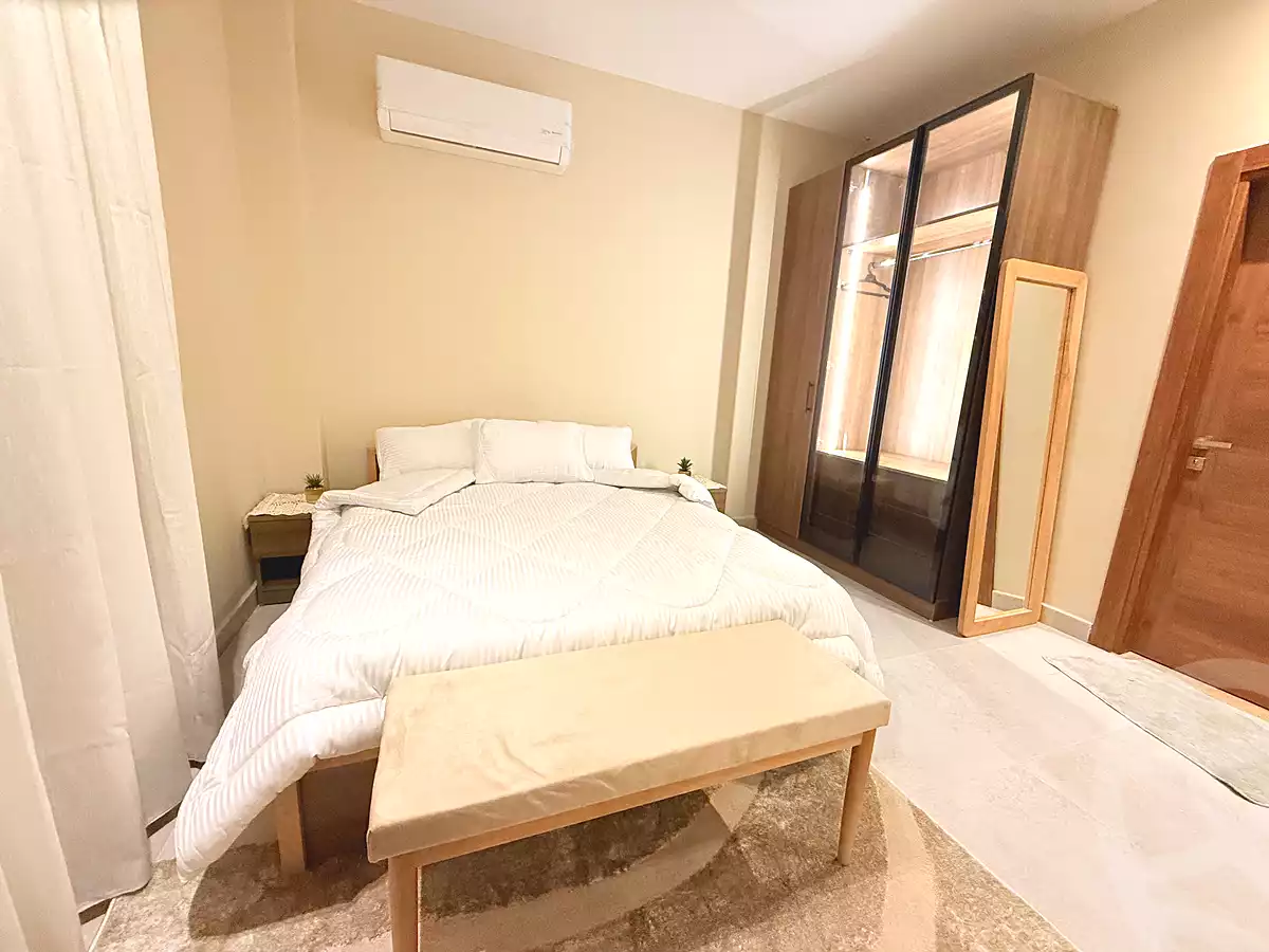 https://aqarmap.com.eg/en/listing/7013634-for-rent-cairo-new-cairo-ganob-el-akadamiya-south-academy-a-moaz-ibn-gabal-st