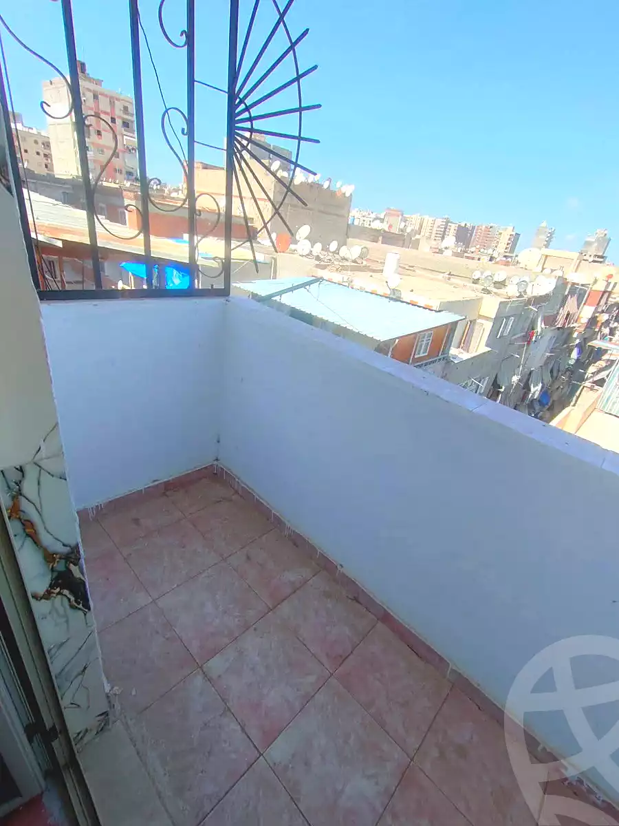 https://aqarmap.com.eg/en/listing/7013714-for-sale-alexandria-lsywf-el-falki
