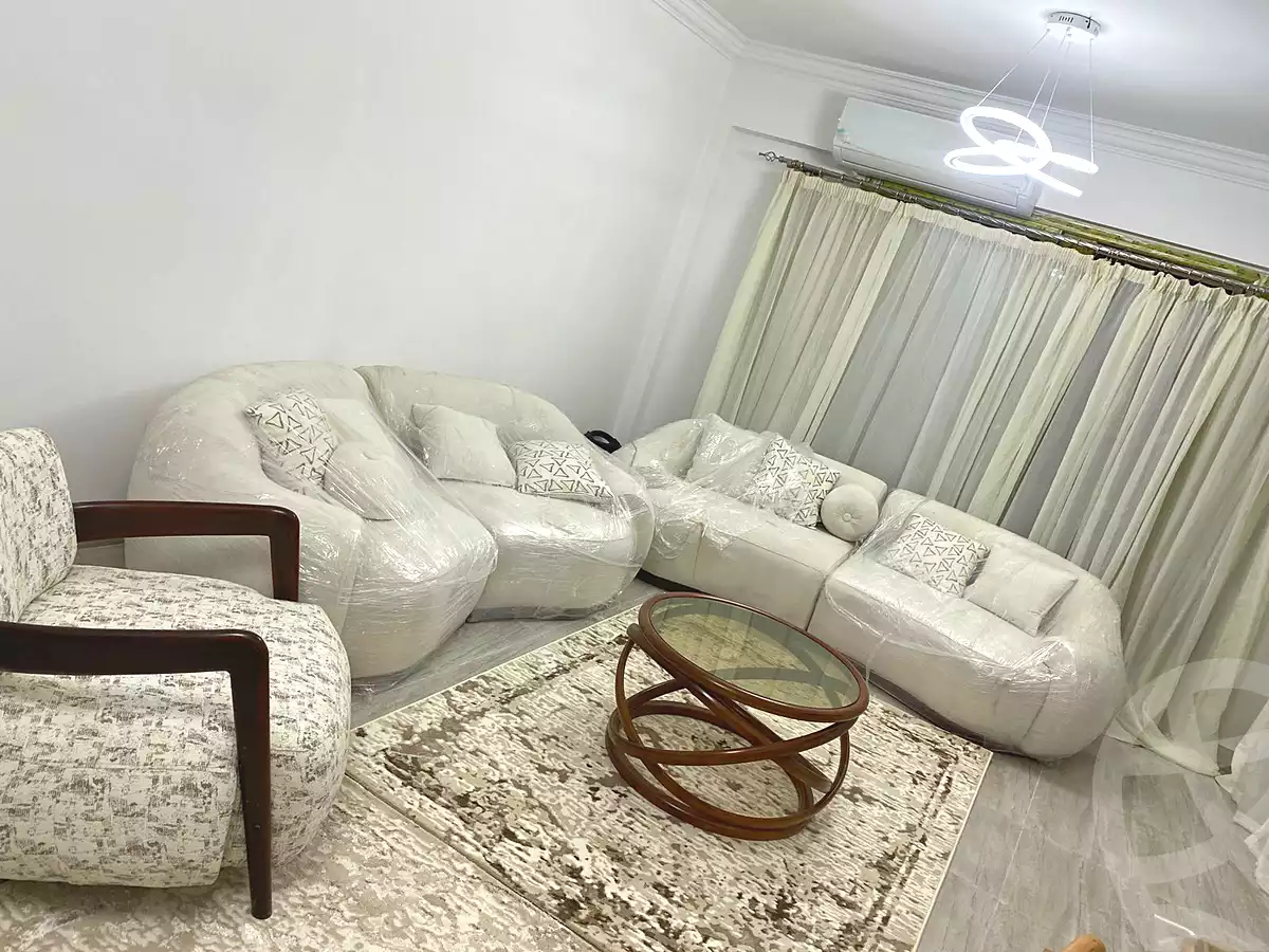 https://aqarmap.com.eg/ar/listing/7013710-for-rent-cairo-6th-of-october-compounds-jn-ktwbr