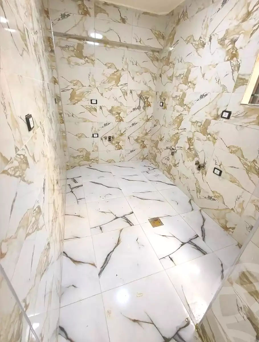 https://aqarmap.com.eg/en/listing/7014055-for-sale-alexandria-lsywf-el-falki