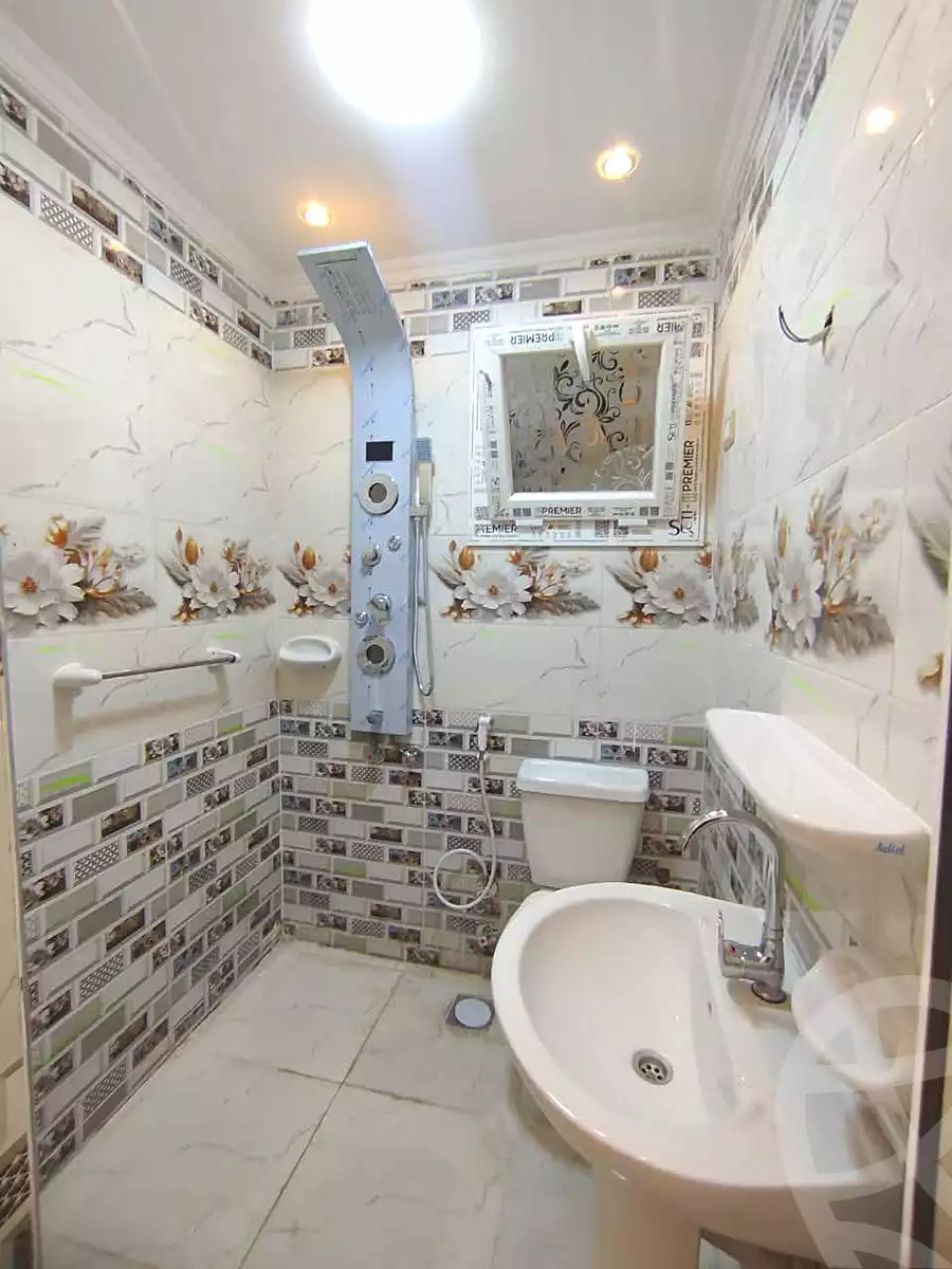 https://aqarmap.com.eg/ar/listing/7014885-for-sale-alexandria-al-agamy-lbytsh-bianchiii-street-11