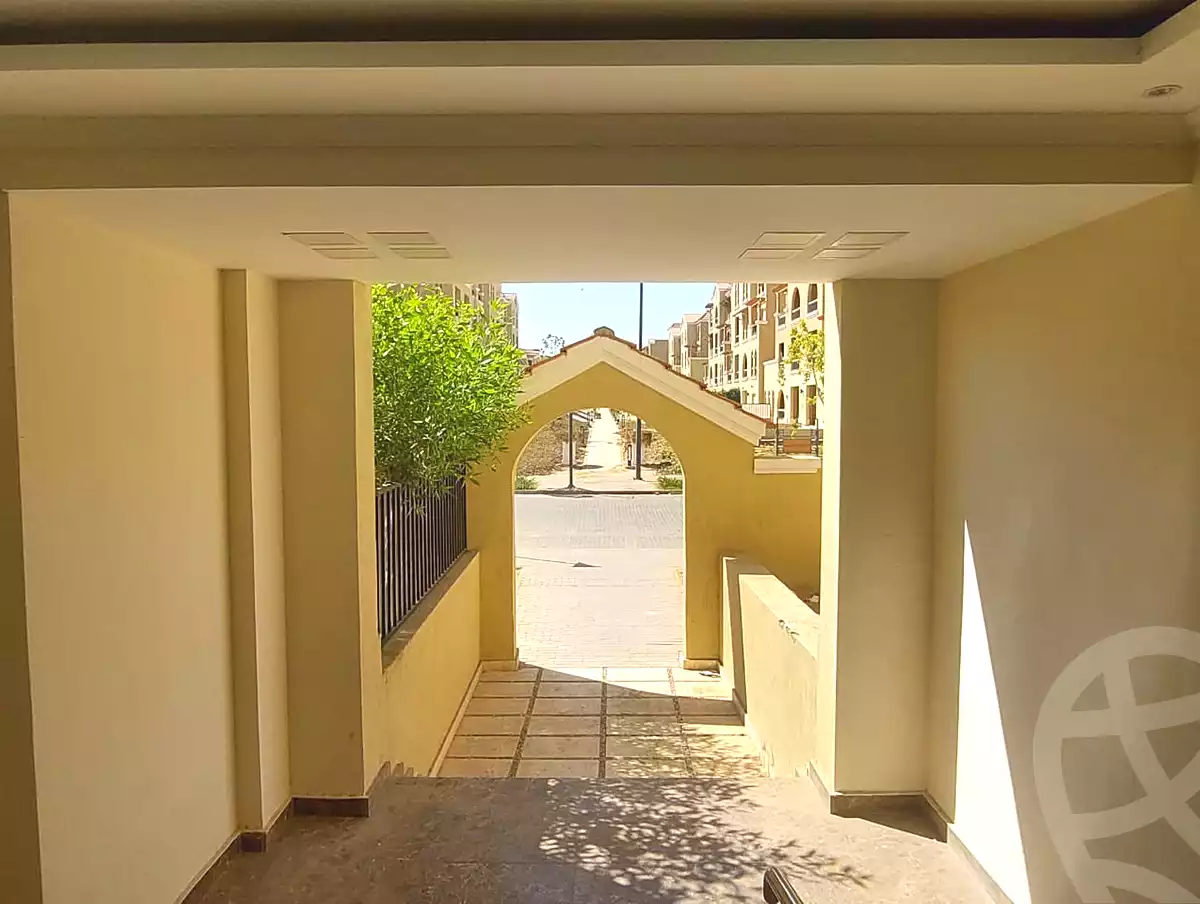 https://aqarmap.com.eg/ar/listing/7014939-for-sale-cairo-el-shorouk-compounds-park-side-compound-tld