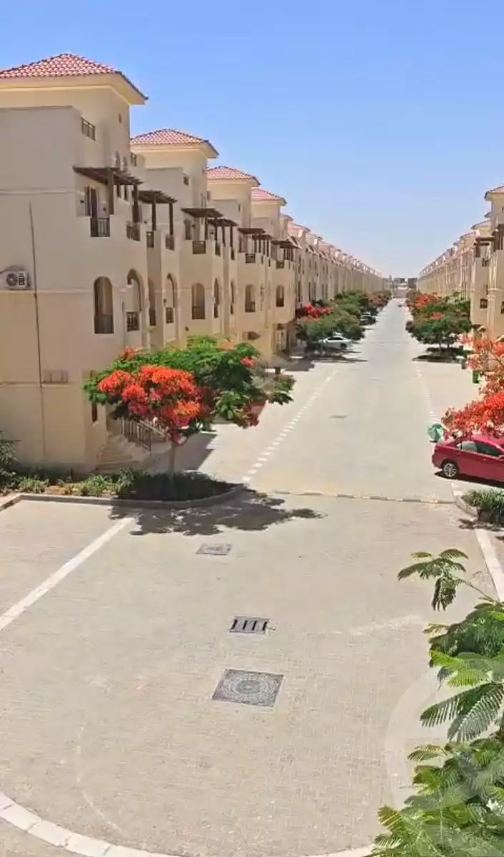 https://aqarmap.com.eg/en/listing/7015351-for-sale-ain-elsokhna-resorts-lsyryn-blm-bytsh