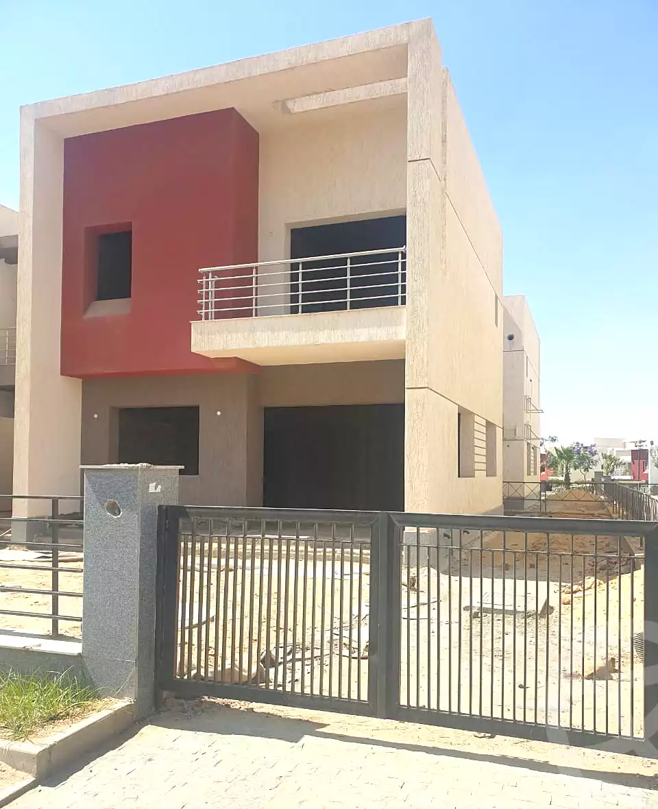 https://aqarmap.com.eg/ar/listing/7015540-for-sale-cairo-new-cairo-madinaty-lmntq-lkhms-fylt-group-21