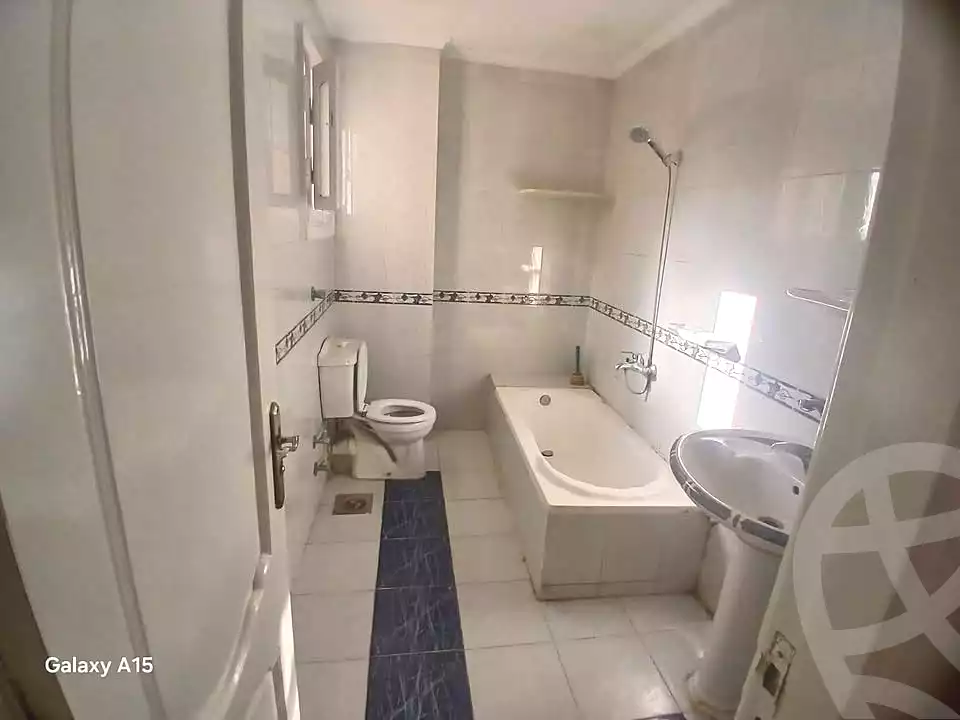 https://aqarmap.com.eg/ar/listing/7015637-for-sale-alexandria-lsywf