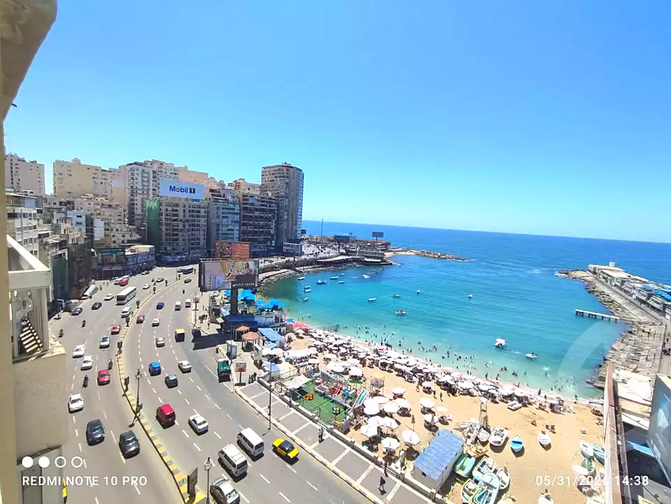 https://aqarmap.com.eg/ar/listing/7015641-for-sale-alexandria-glim-shr-ljysh