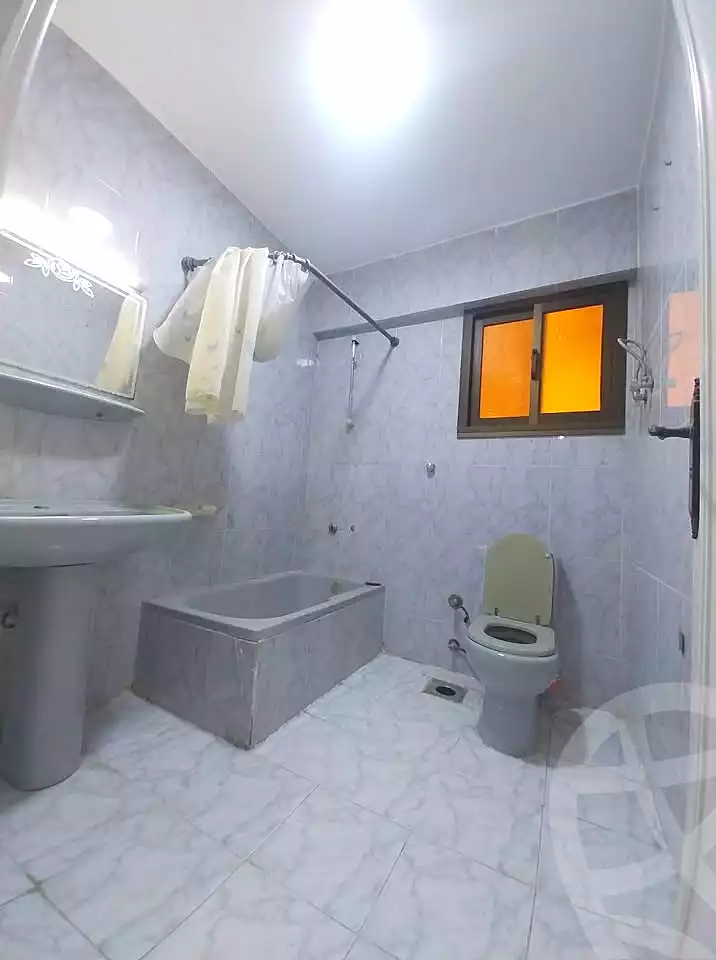 https://aqarmap.com.eg/en/listing/7015682-for-sale-alexandria-al-agamy-shataa-el-nakheel