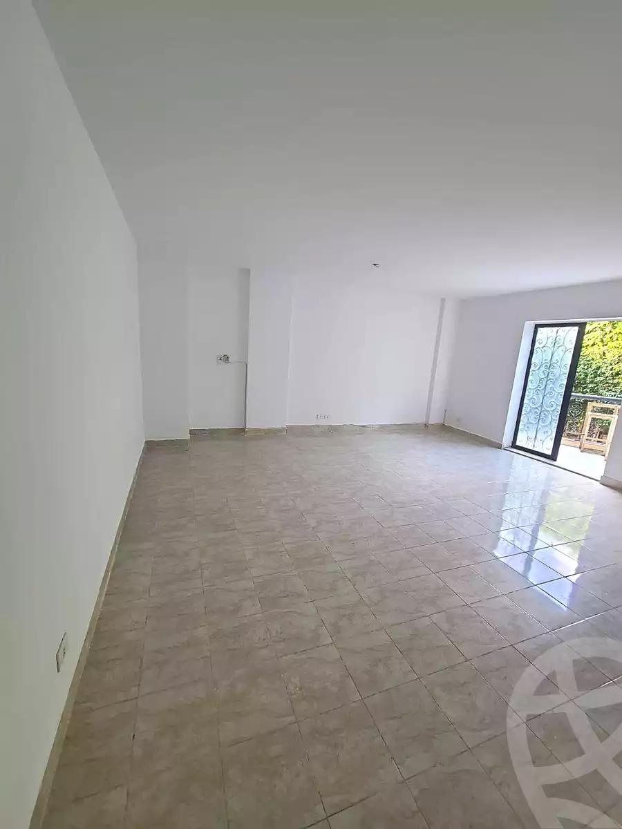 https://aqarmap.com.eg/ar/listing/7015694-for-rent-cairo-new-cairo-lrhb-city-phase-8
