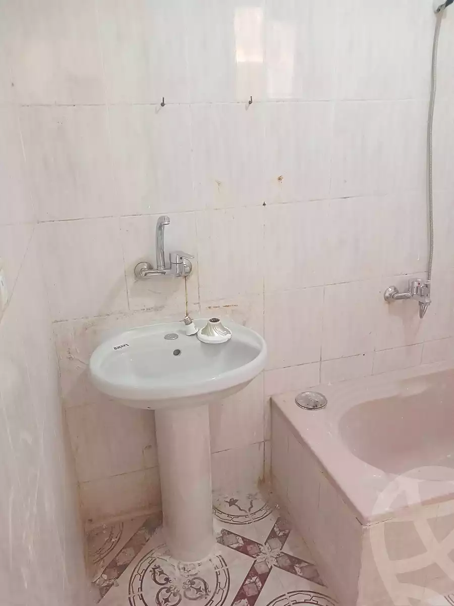 https://aqarmap.com.eg/en/listing/7015879-for-sale-alexandria-al-agamy-el-hanouvel