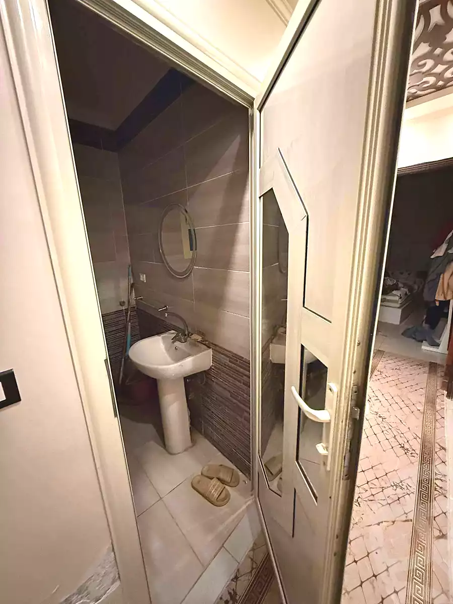 https://aqarmap.com.eg/en/listing/7015894-for-sale-alexandria-al-agamy-bw-ywsf