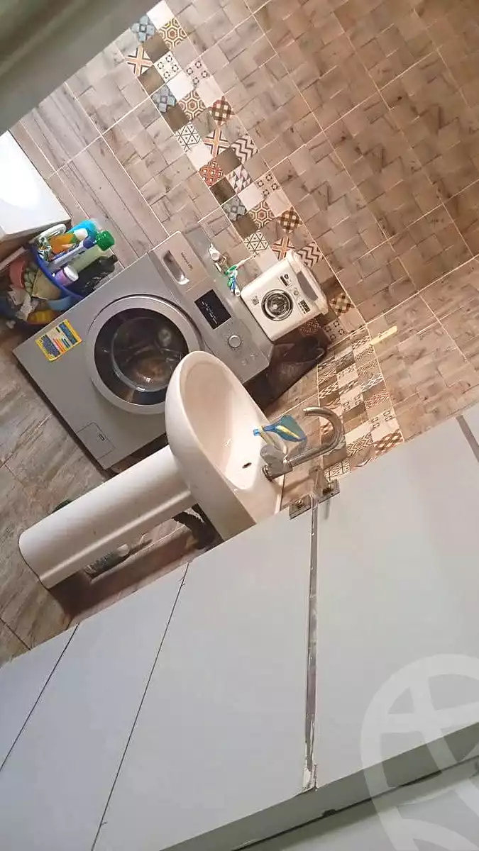 https://aqarmap.com.eg/ar/listing/7015900-for-sale-cairo-faisal-el-tawabeq-hamad-yassin-st