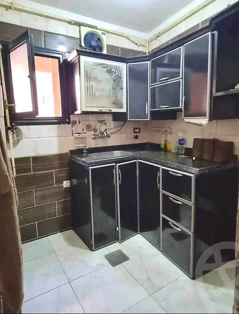 https://aqarmap.com.eg/ar/listing/7016113-for-sale-alexandria-sydy-bshr-sydy-bshr-bhry-gamal-abd-el-nasir-st