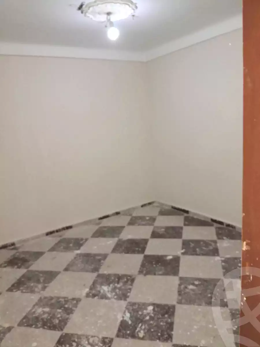 https://aqarmap.com.eg/en/listing/7016131-for-sale-alexandria-al-agamy-el-hanouvel-el-salam-st