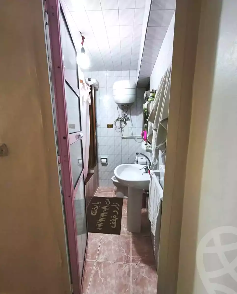 https://aqarmap.com.eg/ar/listing/7016374-for-sale-alexandria-miami-khld-bn-lwlyd