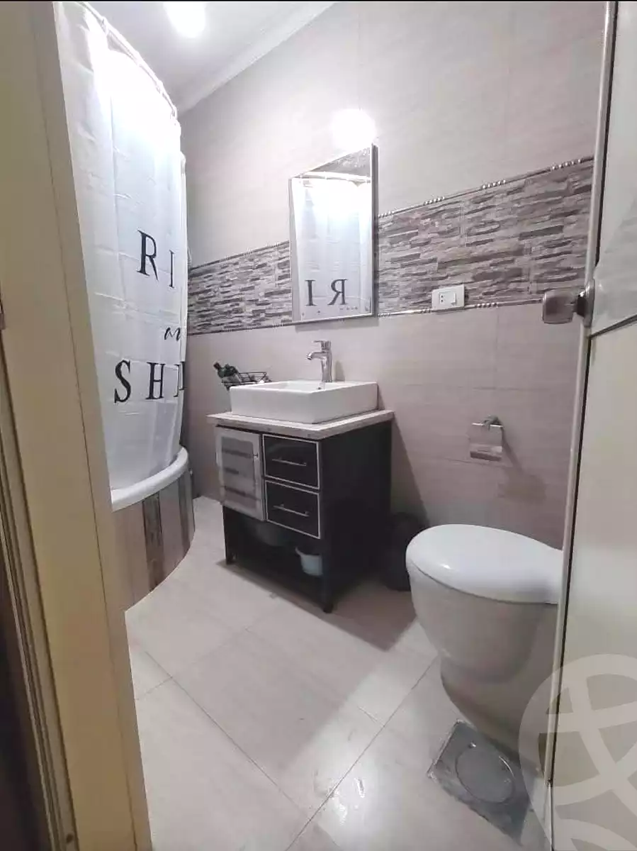https://aqarmap.com.eg/ar/listing/7016906-for-sale-alexandria-sydy-bshr-sydy-bshr-bhry-gamal-abd-el-nasir-st
