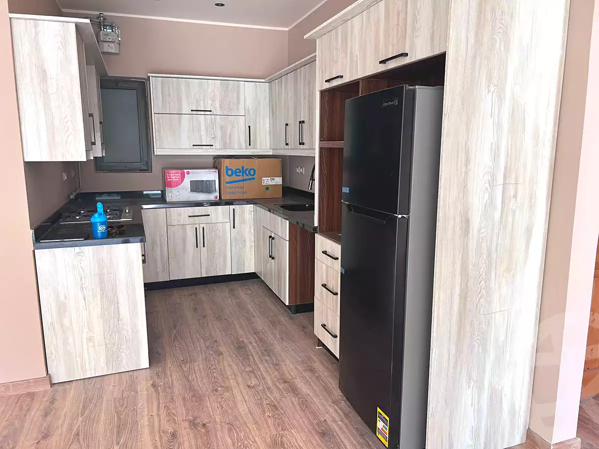 https://aqarmap.com.eg/en/listing/7017316-for-rent-cairo-new-cairo-compounds-lakeview-residence
