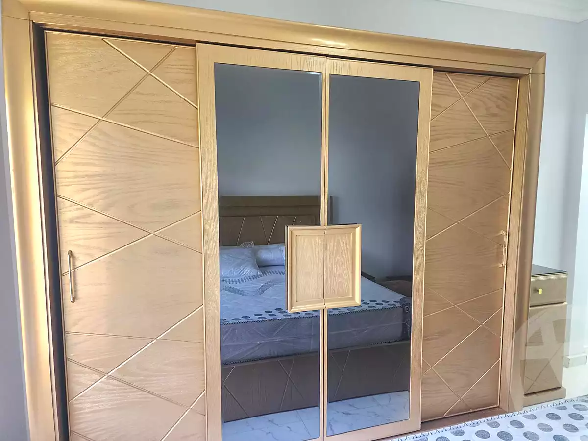 https://aqarmap.com.eg/en/listing/7017415-for-rent-cairo-new-cairo-lrhb-city-phase-1-ahmed-rami-st
