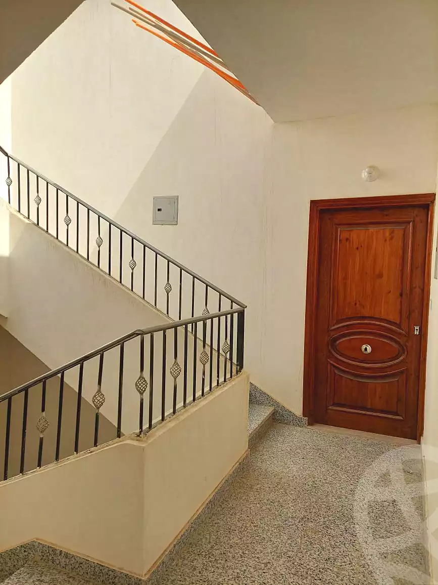 https://aqarmap.com.eg/ar/listing/7017655-for-sale-cairo-6th-of-october-el-tawsaat-el-shamalya-hy-2000-qt