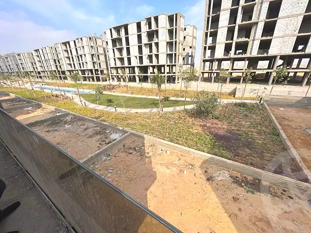 https://aqarmap.com.eg/ar/listing/7017724-for-sale-cairo-6th-of-october-hadaeq-october-compounds-sun-capital