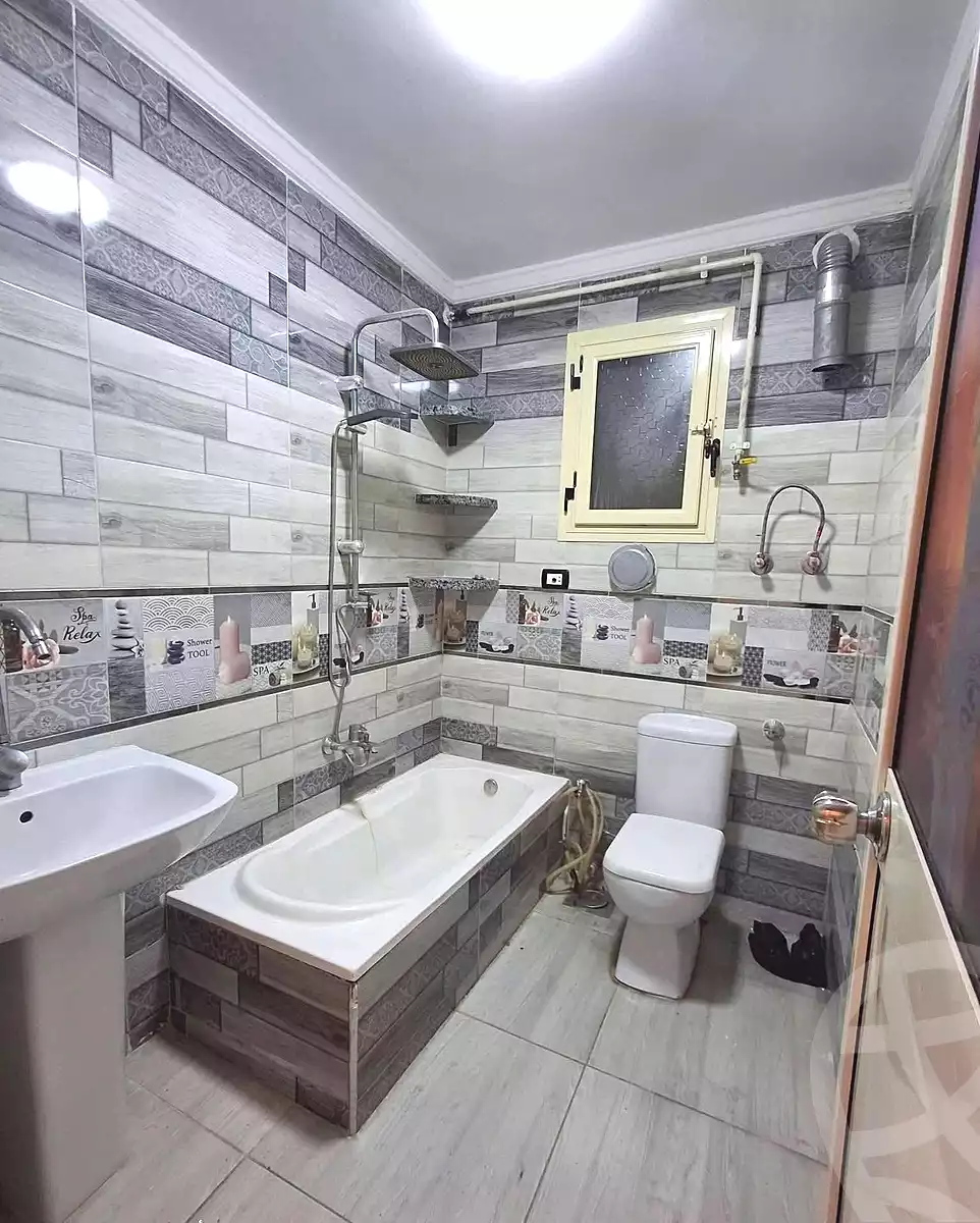 https://aqarmap.com.eg/en/listing/7017796-for-sale-alexandria-lsywf-el-falki