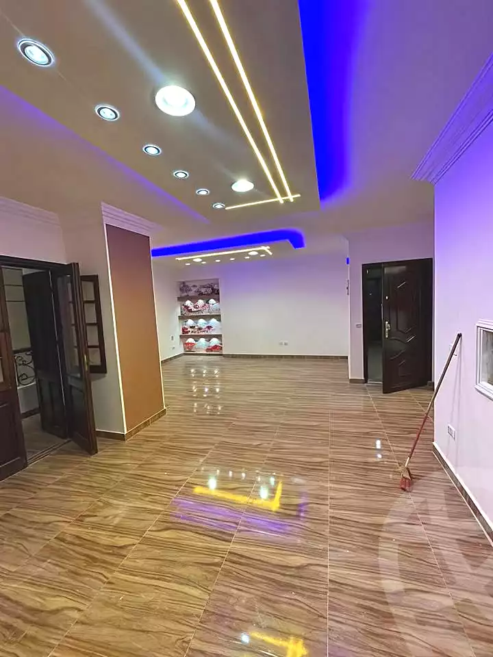 https://aqarmap.com.eg/ar/listing/7017979-for-sale-cairo-el-haram-shareaa-khatem-el-morsalen