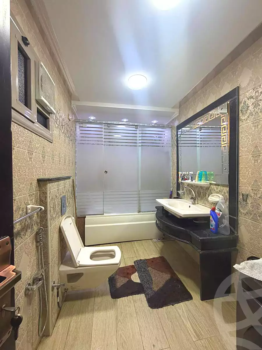 https://aqarmap.com.eg/ar/listing/7018236-for-sale-cairo-helwan-helwan-el-sharkeya-heidar-st