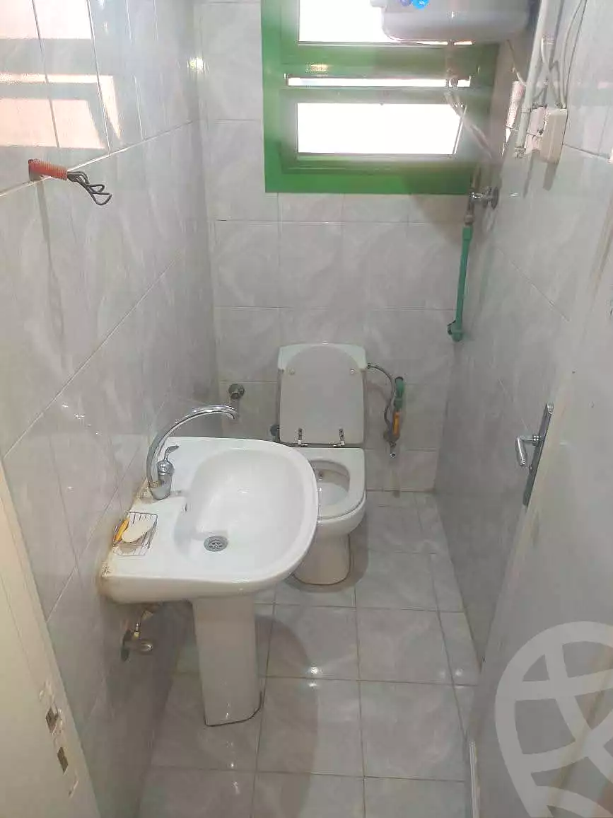 https://aqarmap.com.eg/ar/listing/7018238-for-sale-cairo-helwan-sherif-st