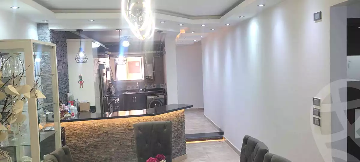 https://aqarmap.com.eg/ar/listing/7018299-for-sale-cairo-helwan-mahmoud-khater-st