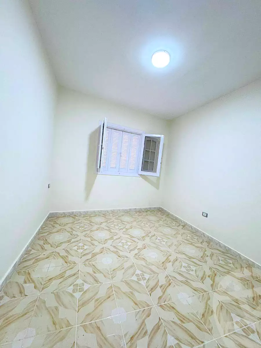 https://aqarmap.com.eg/en/listing/7019004-for-sale-alexandria-al-agamy-shataa-el-nakheel