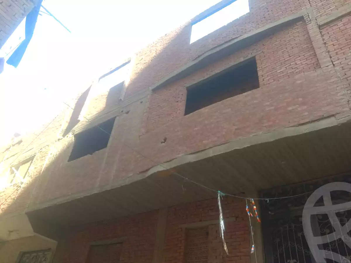 https://aqarmap.com.eg/en/listing/7019669-for-sale-cairo-helwan-hadayek-helwan-el-eshrein-st