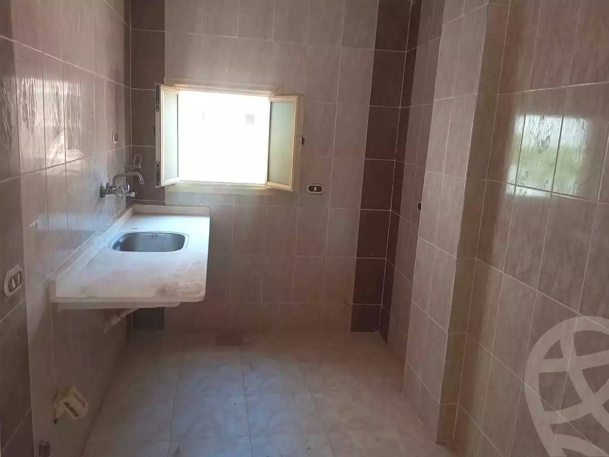 https://aqarmap.com.eg/en/listing/7019721-for-sale-alexandria-al-agamy-el-kilo-21