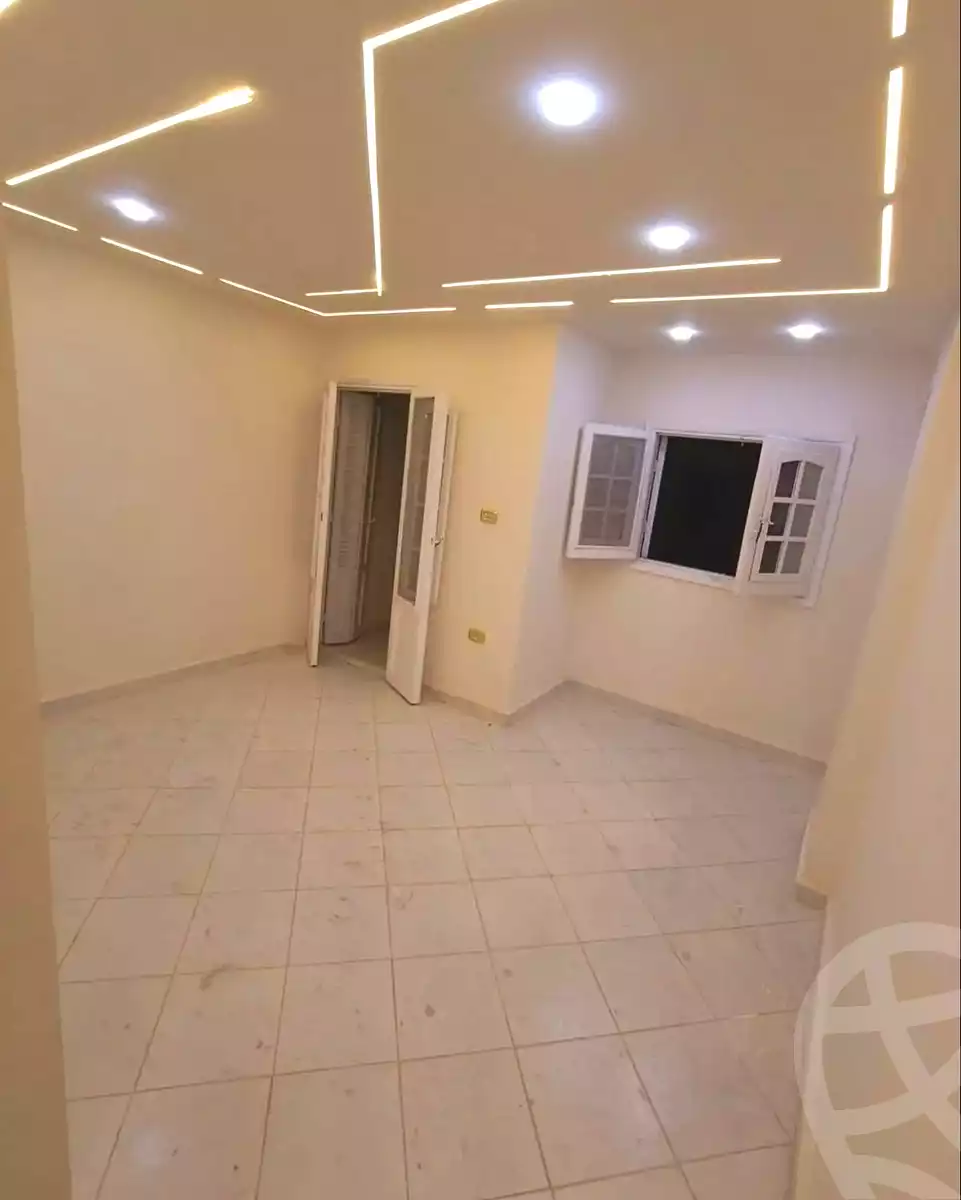 https://aqarmap.com.eg/en/listing/7019861-for-sale-alexandria-lsywf-el-falki