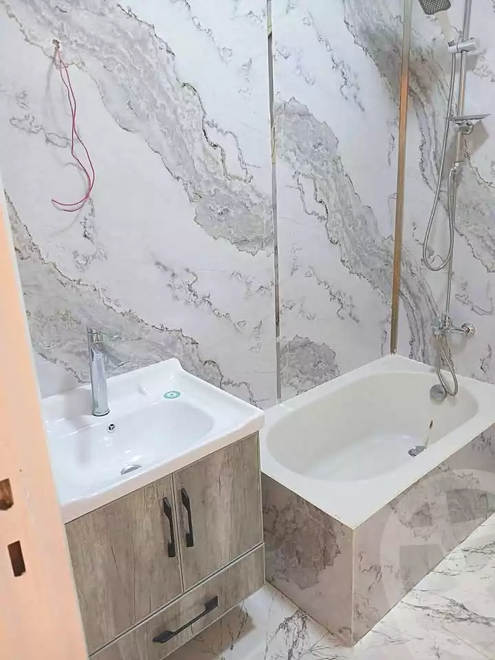https://aqarmap.com.eg/ar/listing/7019996-for-sale-alexandria-al-agamy-lbytsh