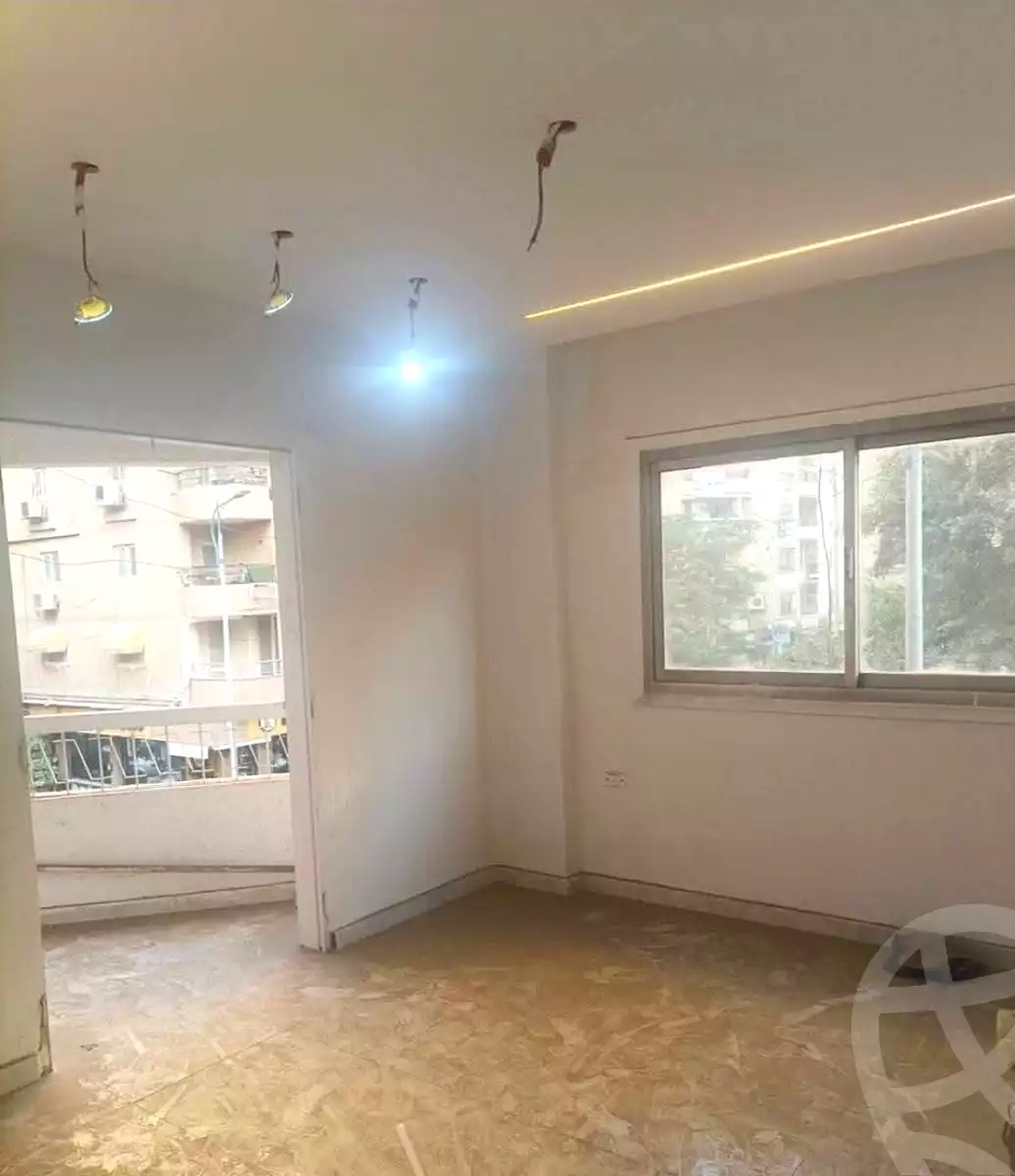https://aqarmap.com.eg/ar/listing/7020217-for-sale-cairo-el-haram-shareaa-naser-el-thawrah
