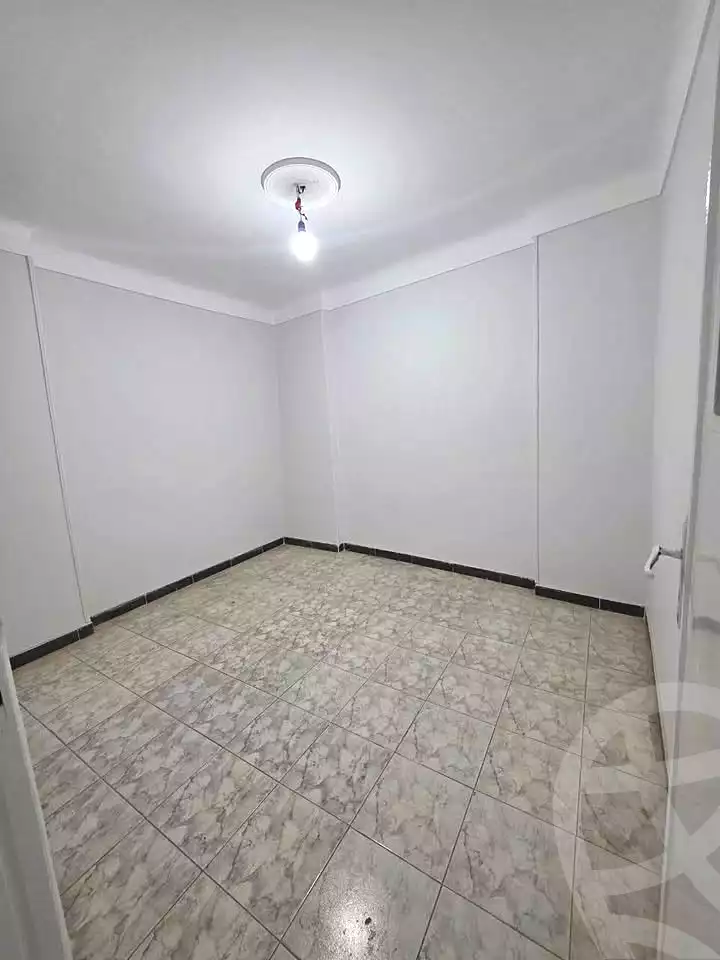 https://aqarmap.com.eg/ar/listing/7020477-for-sale-alexandria-sydy-bshr-sydy-bshr-bhry