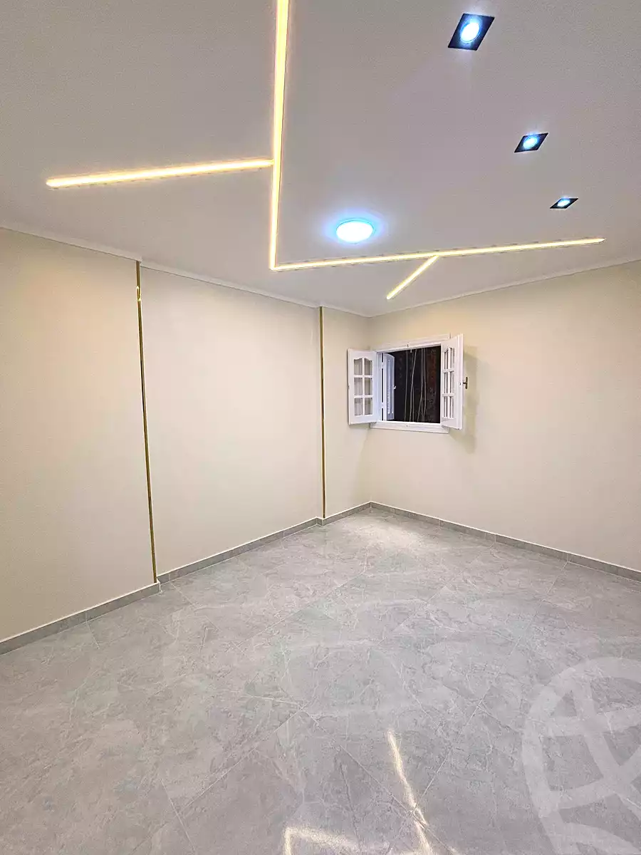 https://aqarmap.com.eg/en/listing/7020576-for-sale-alexandria-sydy-bshr-sydy-bshr-bhry-street-15