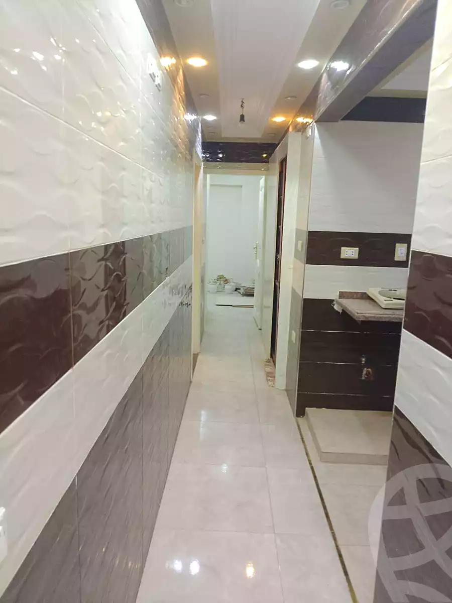 https://aqarmap.com.eg/ar/listing/7020766-for-sale-cairo-ain-shams-ain-shams-el-sharkia-el-zahraa-st