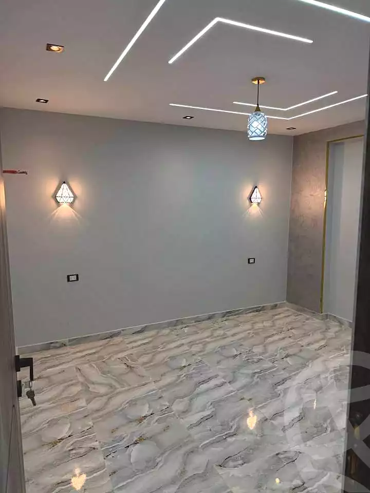 https://aqarmap.com.eg/en/listing/7020838-for-sale-cairo-el-haram-el-lebeny-soltan-khattab-st