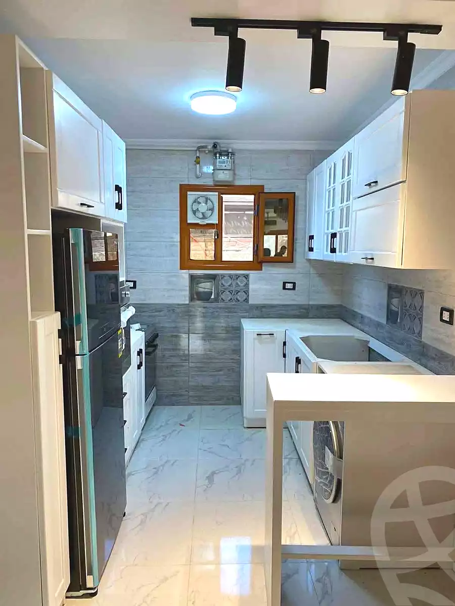 https://aqarmap.com.eg/ar/listing/7021278-for-sale-cairo-heliopolis-heliopolis-square