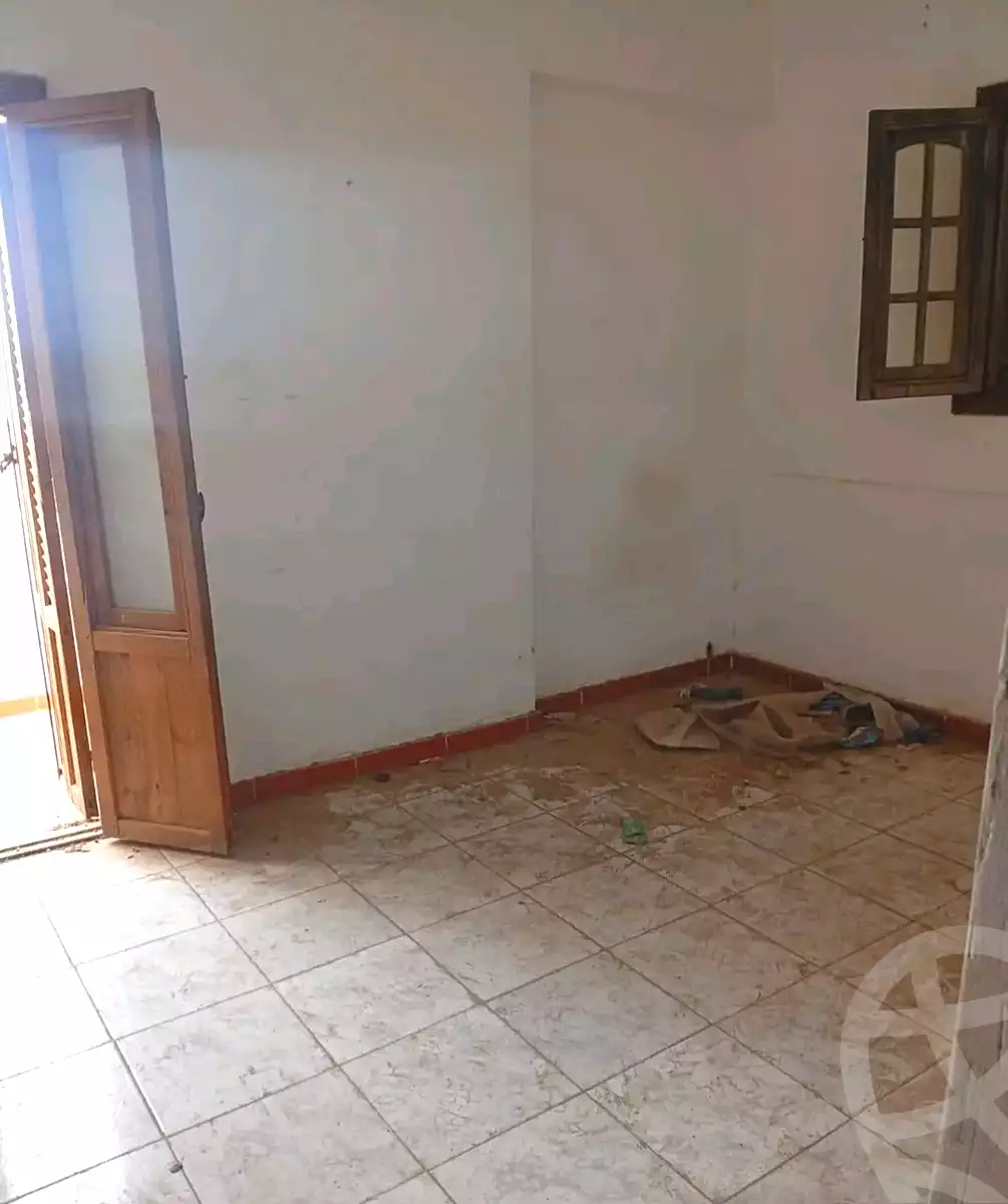 https://aqarmap.com.eg/ar/listing/7021394-for-sale-alexandria-sydy-bshr-shr-mlk-hfny